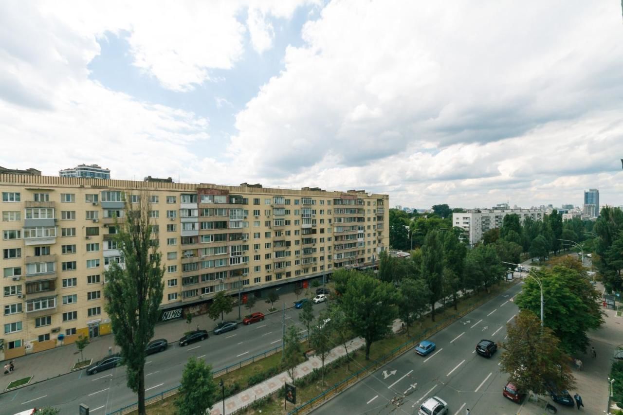 Апартаменты Bulvar Lesi Ukrainki 15a Киев-12