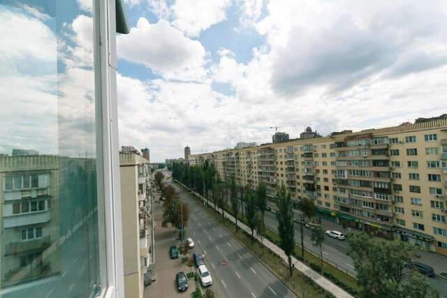 Апартаменты Bulvar Lesi Ukrainki 15a Киев-10